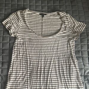 Banana Republic Scoop Neck Striped Short Sleeve Tee - Taupe & White